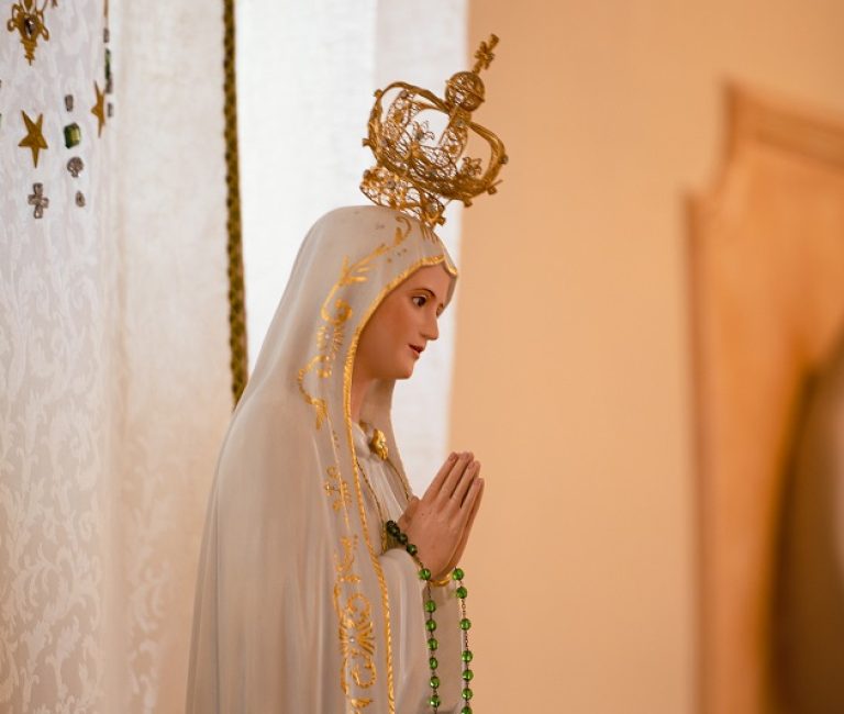 Santo Rosario mensile: tutti i primi mercoledì del mese